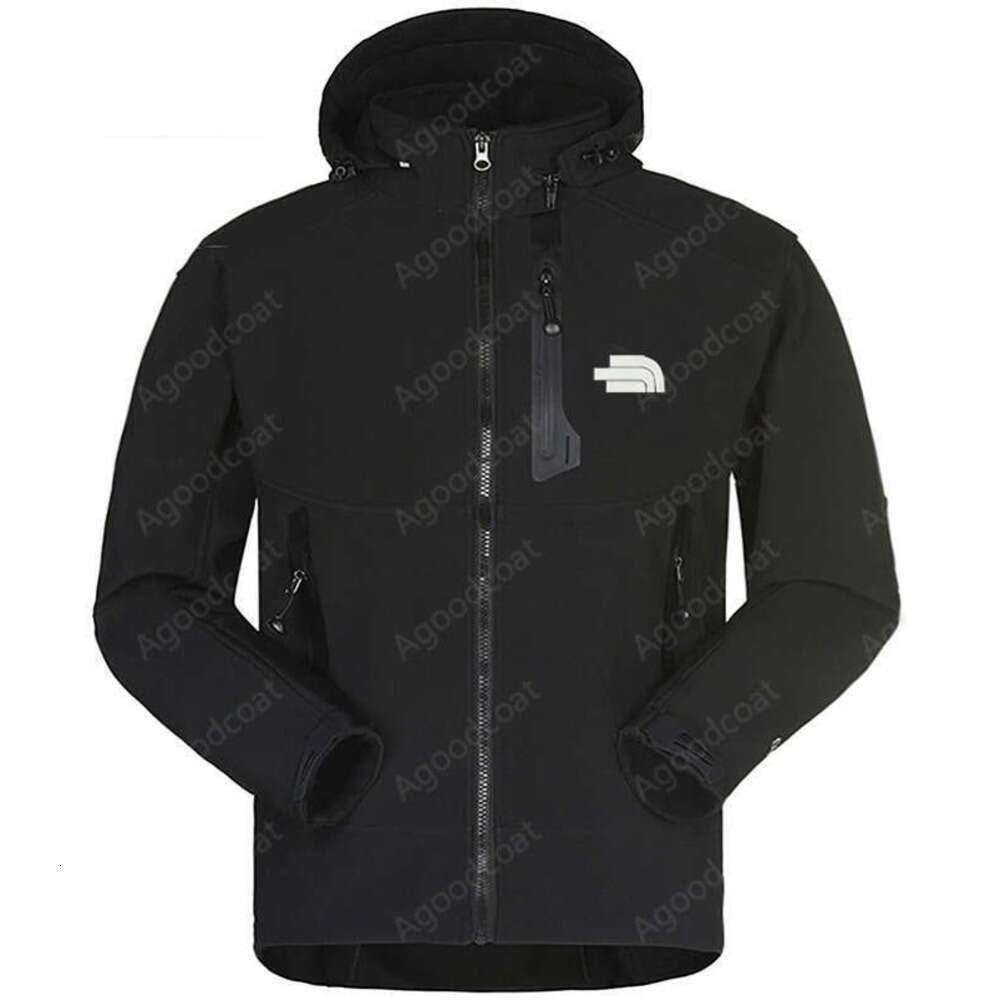 Men Waterproof Couple Breathable Jacket Softshell Designer Jacket Outdoors Waterproof Jacket Sports Coats Ski Hiking Winter Outwear Soft Shell Hiking Jackets