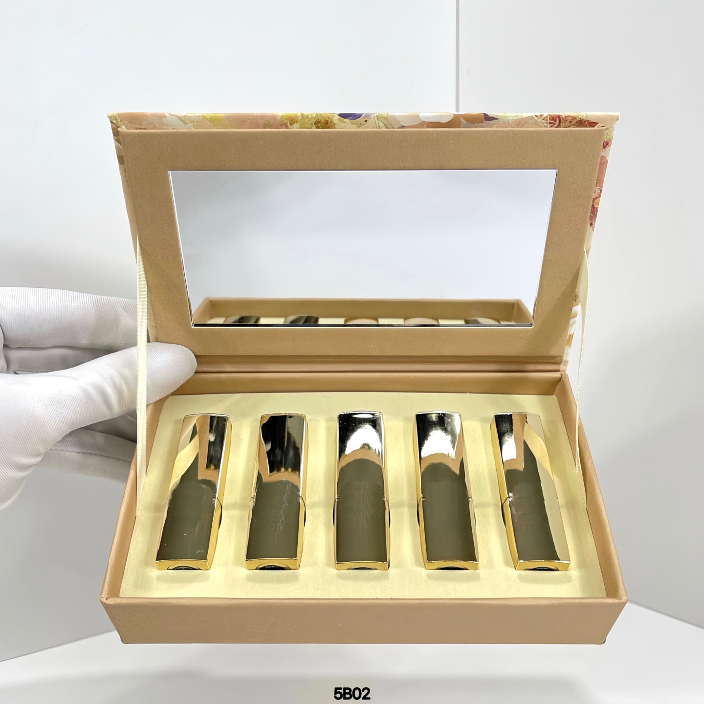New Year Snake Limited Edition Top Quality Lipstick Set Gold Tube Long Wear 5pcs/set Velvet Matte Smooth Lip Stick Tint Cosmetics