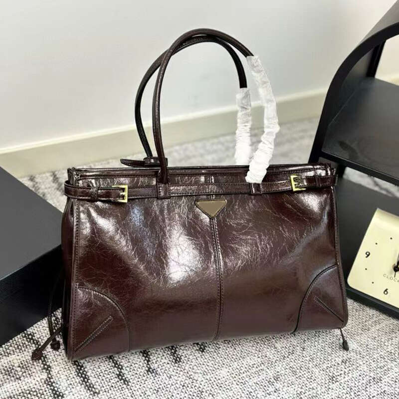 Designer Shoulder Bag Burgundy Women Totes Bag Soft Lux Leopard Print Suede Brown Leather Handbag Casual Men Briefcase Tote