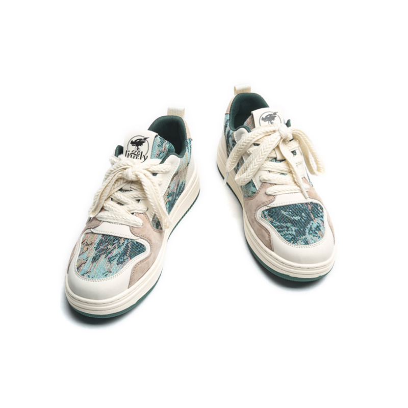 Vintage Graffiti Print Sneakers Men Breathable Casual Loafers Women Korean Style Trendy hiking shoes casual shoes lightweight comfortable Trendy brand