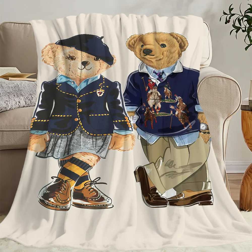 Designer Fashion PPolo BBears Luxury Blanket Soft Comfortable Nap Plush Suitable For Iiving Room Office Bedroom Birthday Home Kid Gift Y250908
