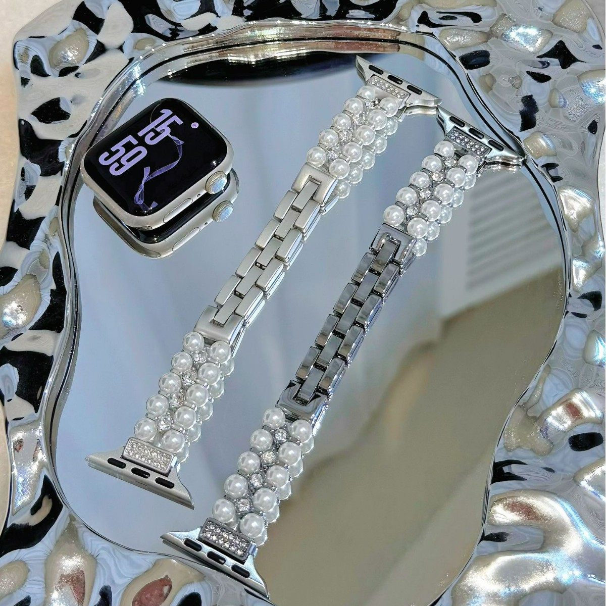 Pearl Chain Bracelet Metal Strap for Apple Watch Band series 10 46mm 42mm 45mm 49mm Smart Strap iWatch 9 8 7 6 5 4 3 ultra 2 1 Bling Diamond Bands bra