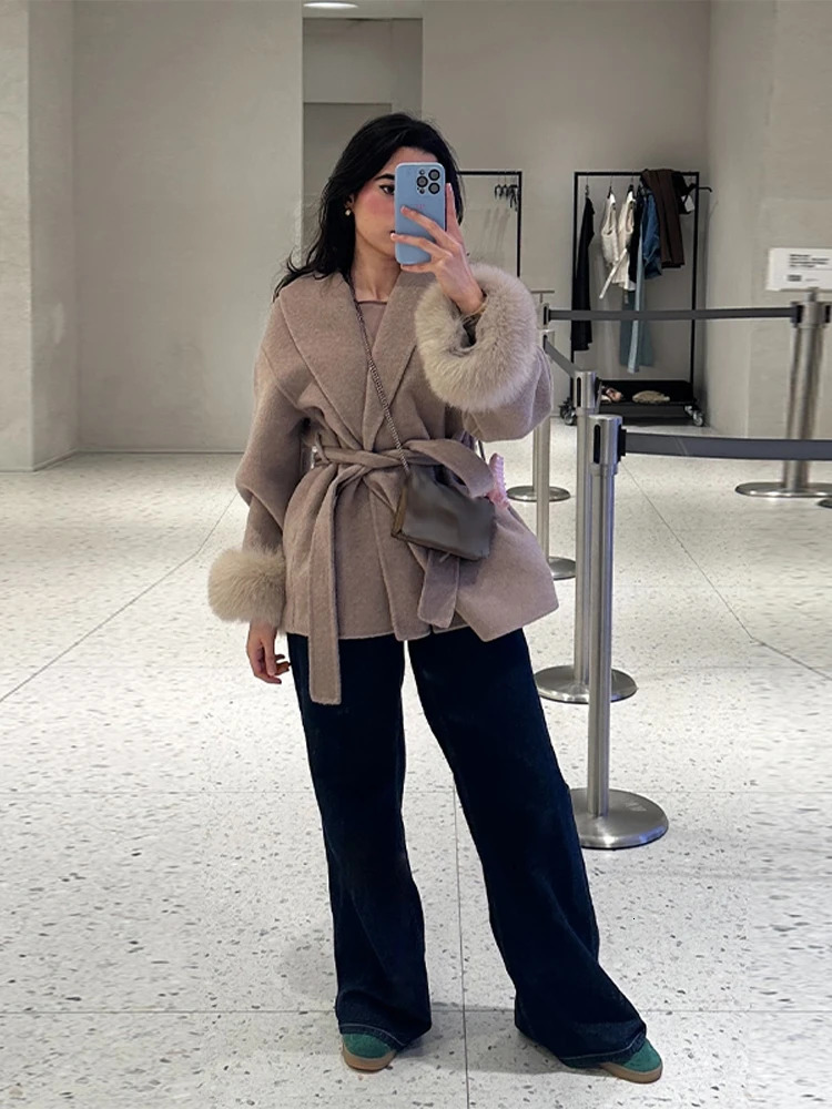 Elegant Lapel Woolen Jacket With Belt Women 2025 Autumn Wool Blend Faux Fur Cuffed Sleeve Coats Fashion Lady Lace Up Outerwear250908