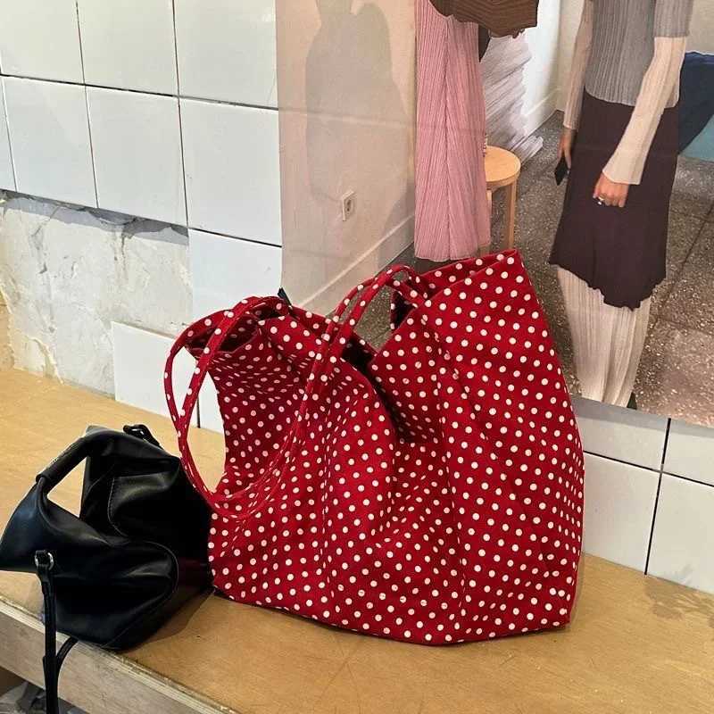 Casual Large Capacity Dot Women Shoulder Bags Commute Versatile Ladies Shopping Tote Bag College Students Class Girls Handbags R250908