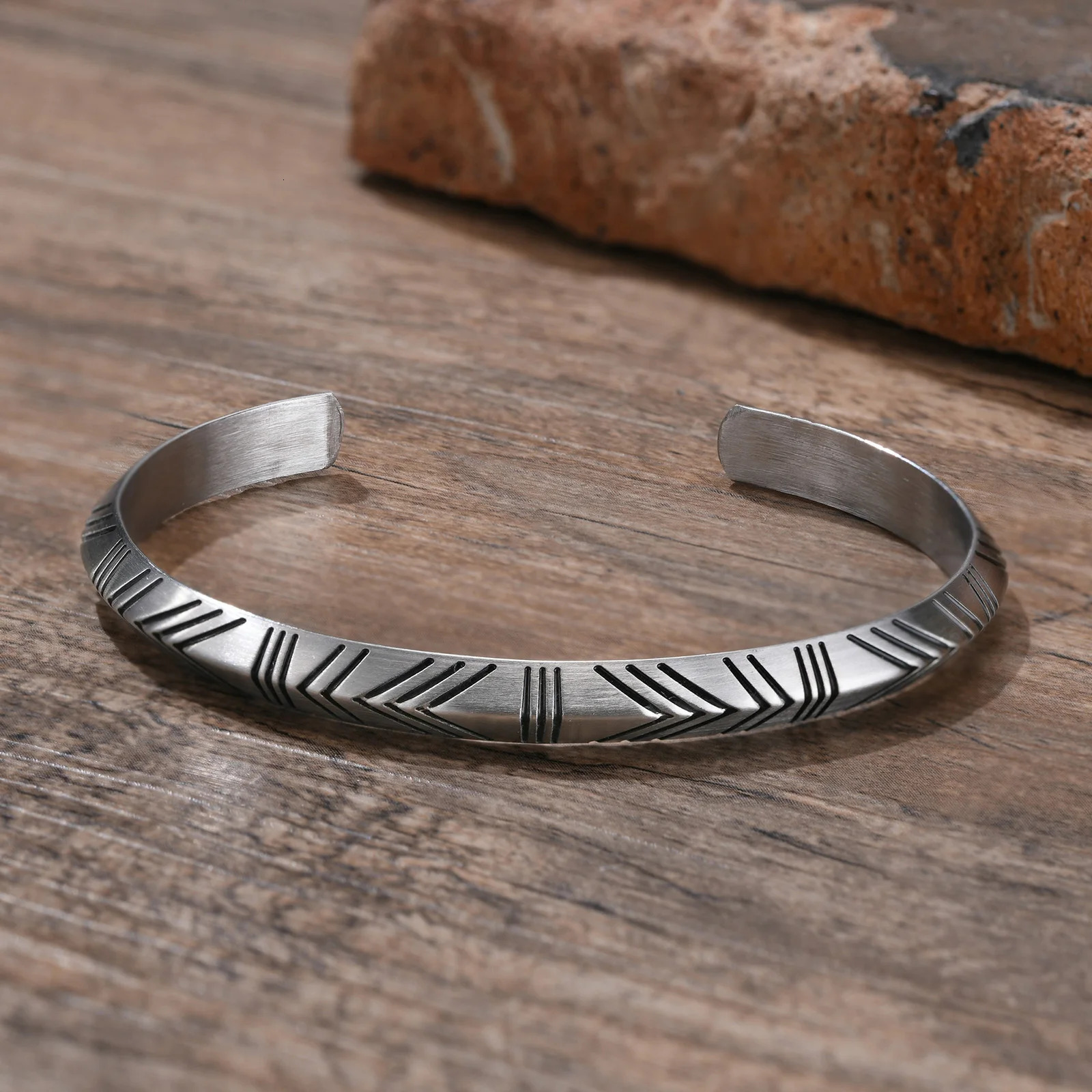 Viking Tribal Cuff Classic Norse Bracelet BangleMen BraceletStainless steel Celtic Style Cuff Bracelets250906