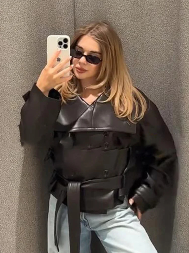 Street Womens Belt Leather Jackets Stand Collar Double Breasted Pockets Long Sleeve Coats Autumn Lady Locomotive Outwears 250908
