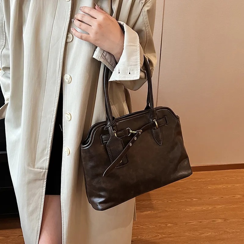 Designer Shoulder Purse Tote Classic Women's Tramp Bag High Quality Leather Crossbody Black Large Capacity Shopping Handbag 10A