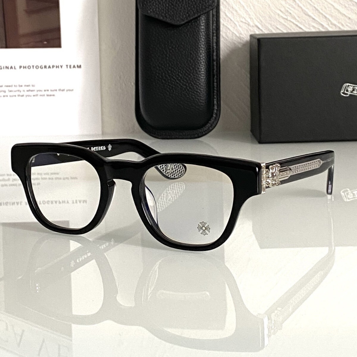 designer sunglasses luxury glasses for men women thick material frame unisex fashion casual plain can be paired with p chrome hearts heartsglasse chromehearts 8DHS