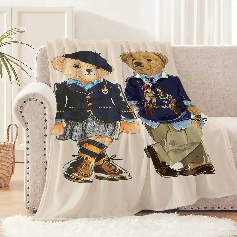 Designer Fashion PPolo BBears Luxury Blanket Soft Comfortable Nap Plush Suitable For Iiving Room Office Bedroom Birthday Home Kid Gift Y250908