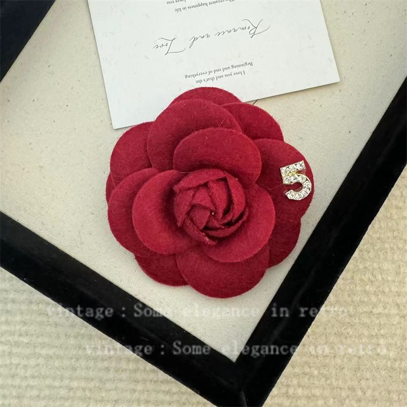 brooch style 5word camellia french autumn winter Ink gray elegant socialite temperament brooch highend feel brooches designer