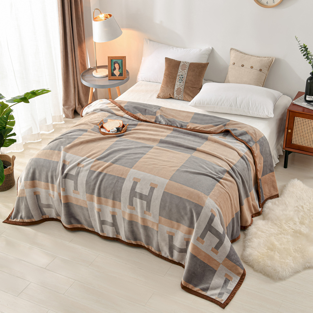 New AB Version Cloud Mink Velvet Composite Quilt Thickened Double Layer Coral Throw Air Conditioning Fleece Bed Sheet Blanket