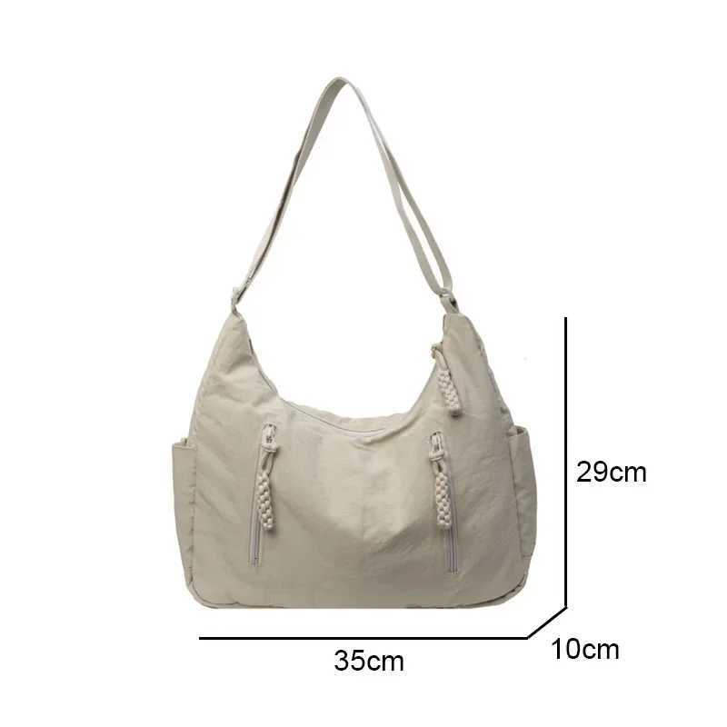 Summer Women Solid Color Shoulder Bag Fashion Lightweight Versatile Travel Crossbody Bag Commuter Nylon Large Capacity Hobo Bag R250908