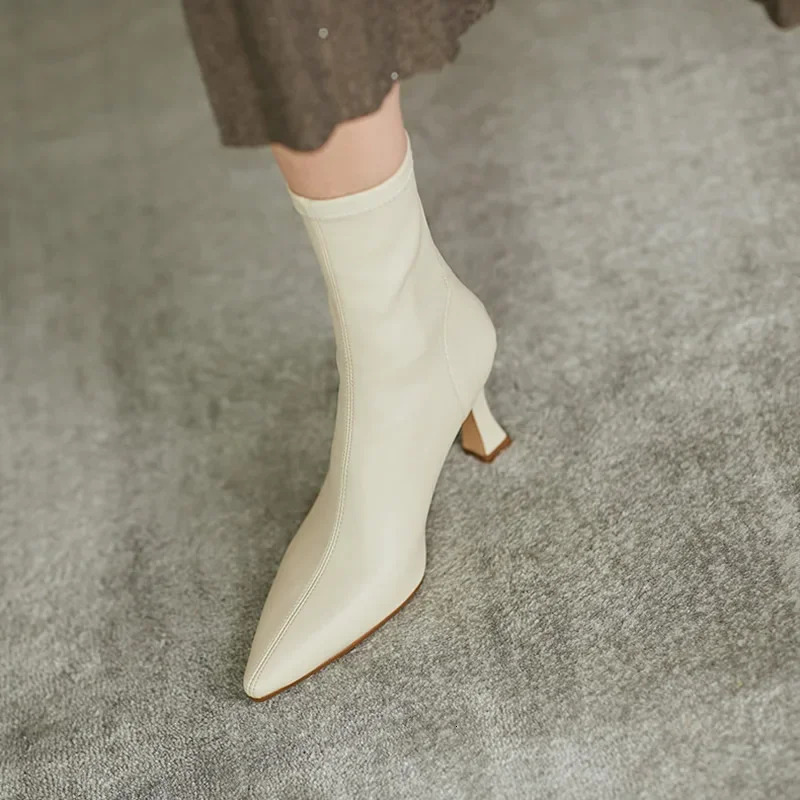 Winter Short Plush Ankle Boots for Women Fashion Sexy Pointed Toe Elastic Boots Famele Soft Leather Stiletto Heels Botines Mujer 250908