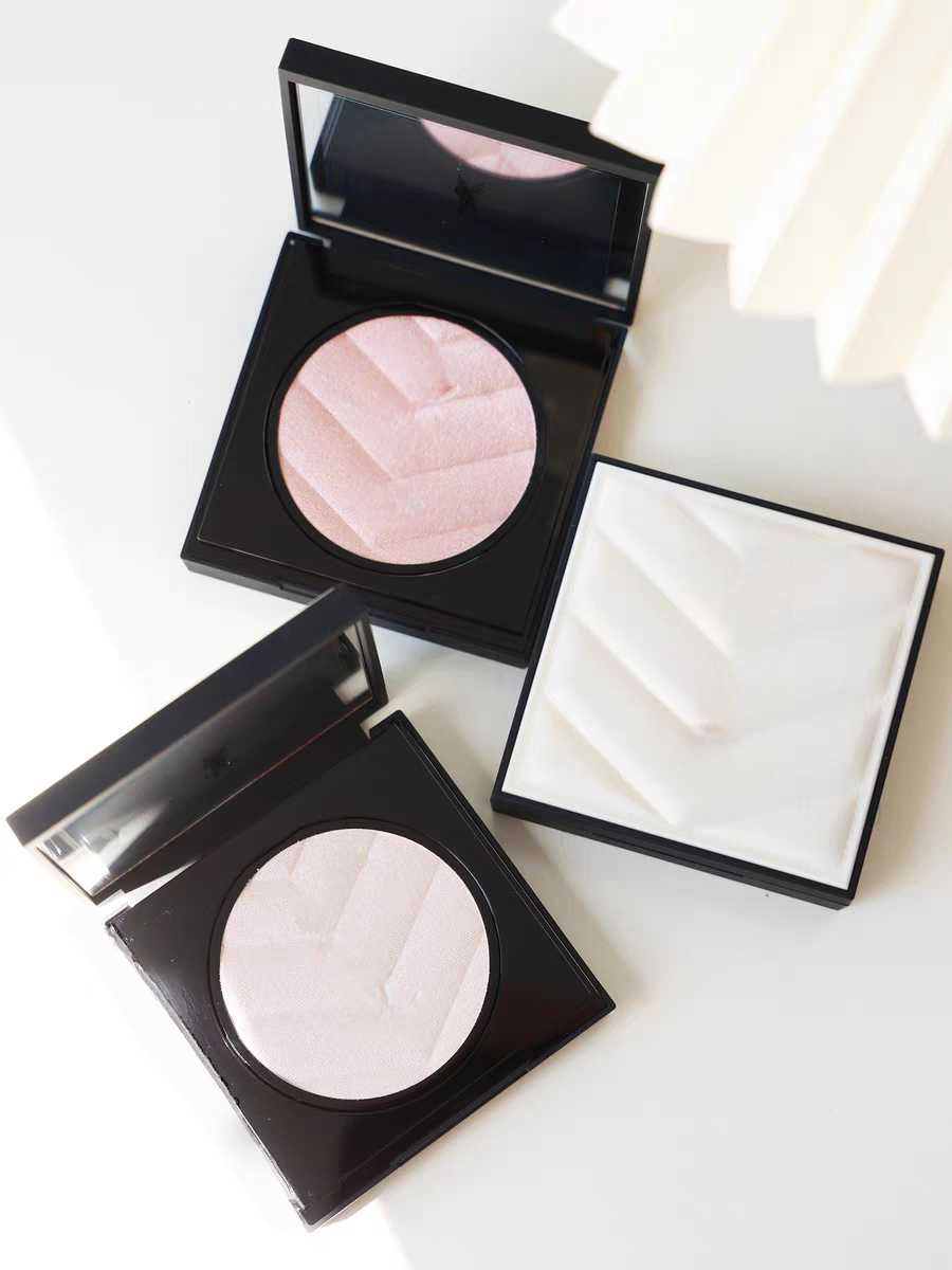 brand makeup highlighter 5g all hours hyper luminize pouder illuminatrice versatile multi use Highlighting powder