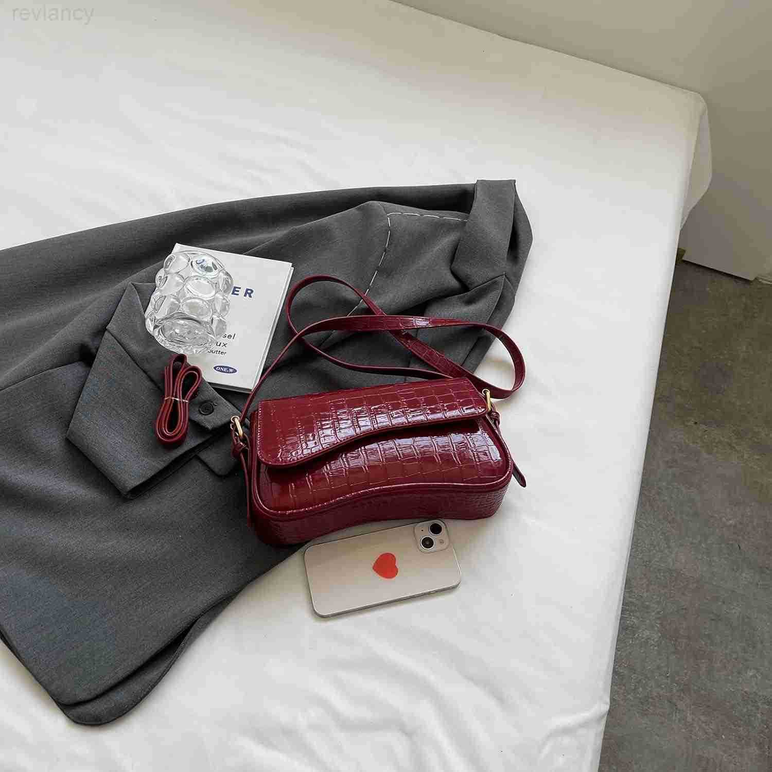 Shoulder Bag for women Y2K Crossbody Vegan Leather Purse Straps Retro Clutch Hobo Hadbags with 2 RemovableW250908