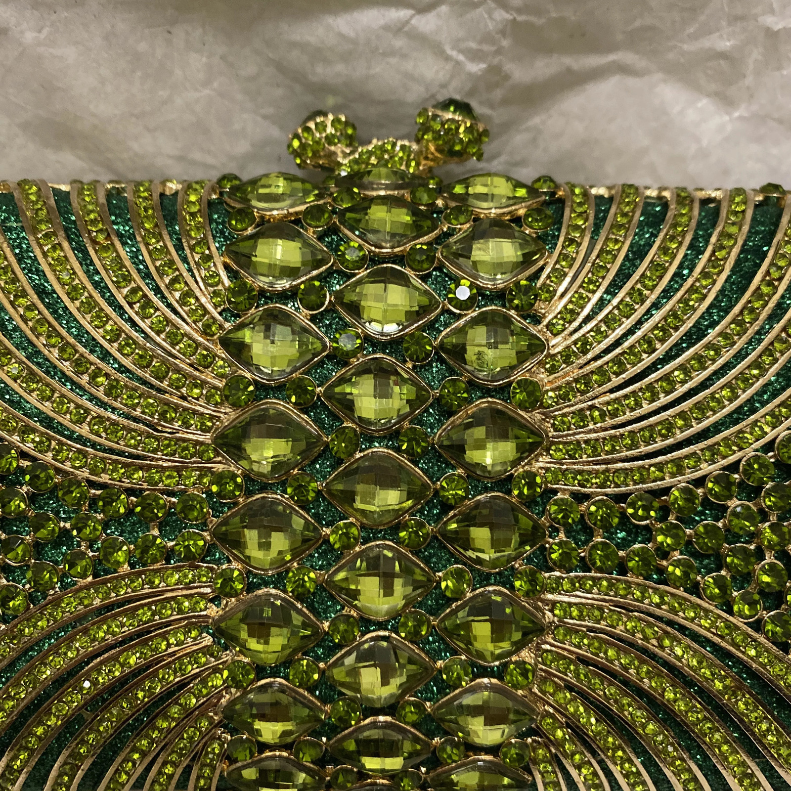 Hollow Out Green Rhinestone Crystal Evening Party Bags Gold Metal Clutch Female Wedding Purses Diamond Handbags Money Clutches 250908