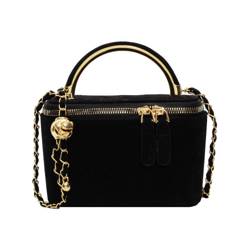 Designer's New French Box Niche High-end Women's Diagonal Shoulder Bag Personalized Multifunctional Mini Handbag