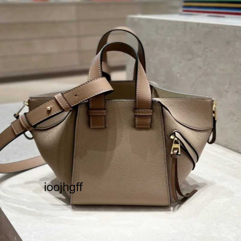 Designer Bag Hammock Handbags 2025 New Genuine Leather Hanging Bed Bag Head Layer Cowhide Tote Bag Wing Bag Womens Bag One Shoulder Crossbody Smiling Face Bag