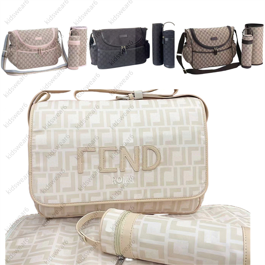 Designer style diaper waterproof mom bag 3 sets of diaper pouches baby zippers in pink black brown coffee color in various colors with checkered patterns E12