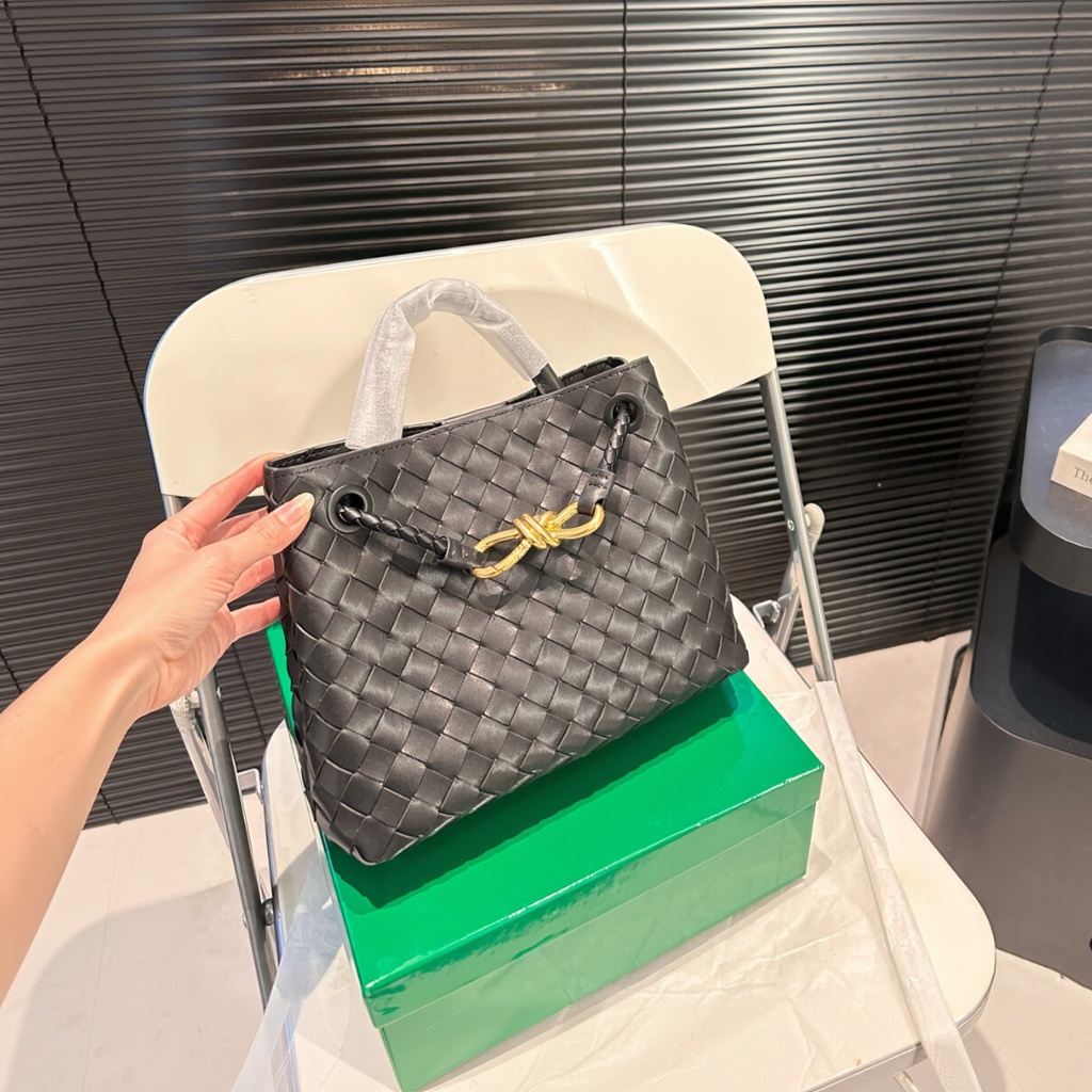 Designer Bag Luxury Bag Shoulder Bag Crossbody Purse New Women's Bag Multifunctional Shoulder Crossbody Mini Shoulder Bag Texture Underarm Handba