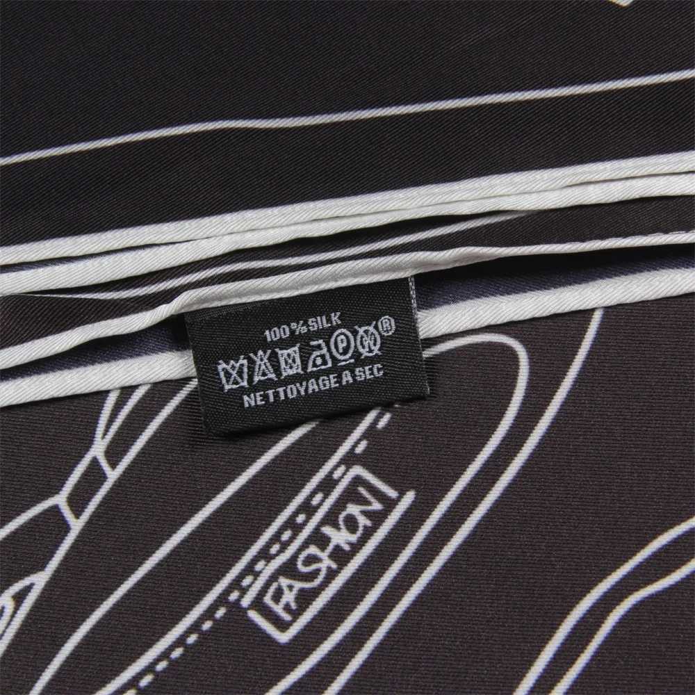 Designer Blanket New Design Letters Flowers Printed Twill Silk Scarf Square Scarves Lady Wraps Kerchief Woman Neck Shawl Wraps Echarpes 90CM Y250908a