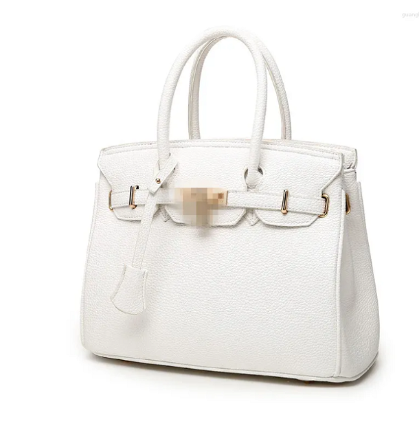 Platinum Commuter Handbag 2025 New Red Wedding Bag for Women Large capacity crossbody tote bag for casual wear