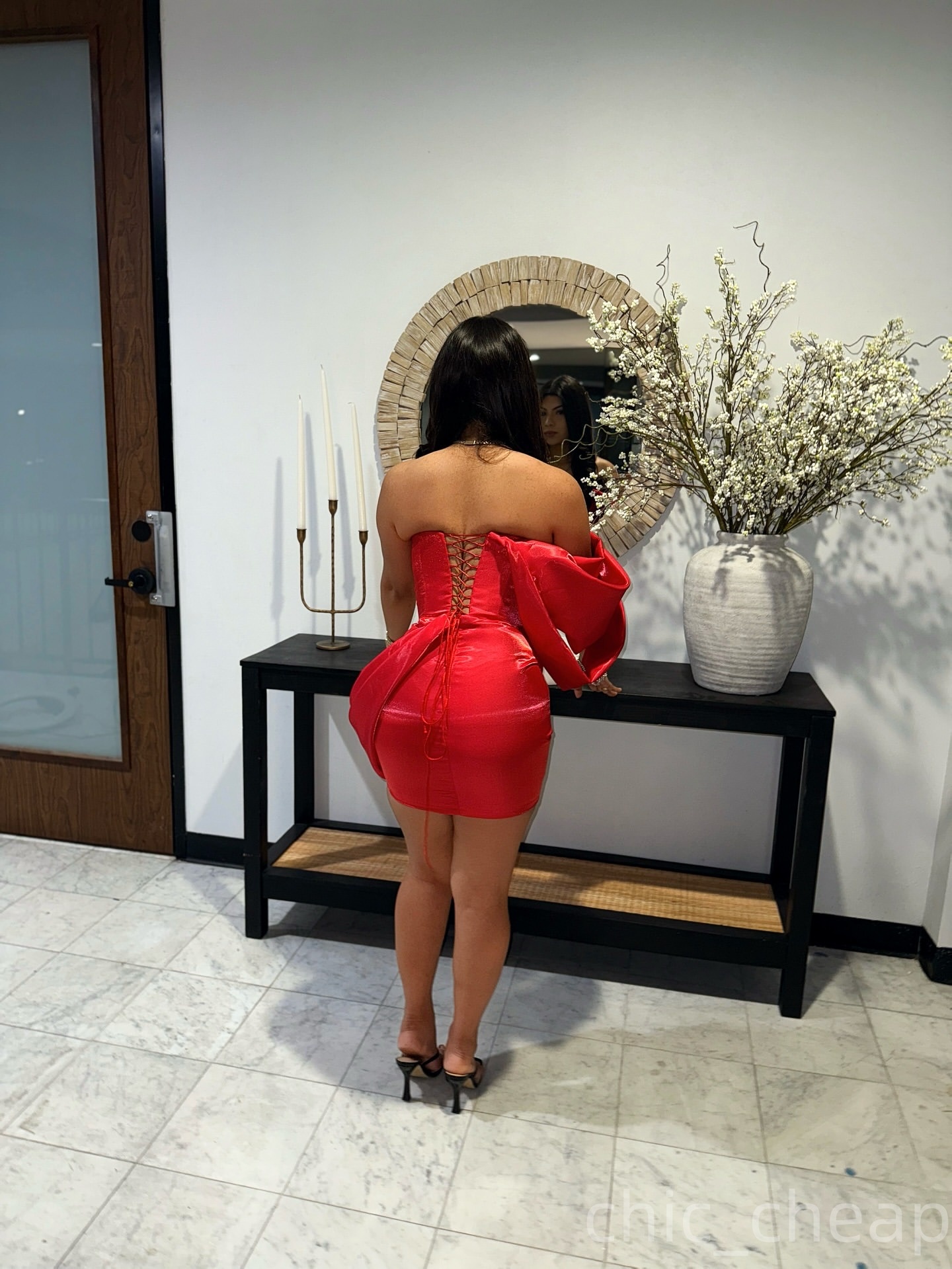 Chic Red Sheath Cocktail Dress Sweetheart Beaded Satin Short Stylish Mini Graduation Homecoming Dresses For Special Occasions Sweetheart Gowns