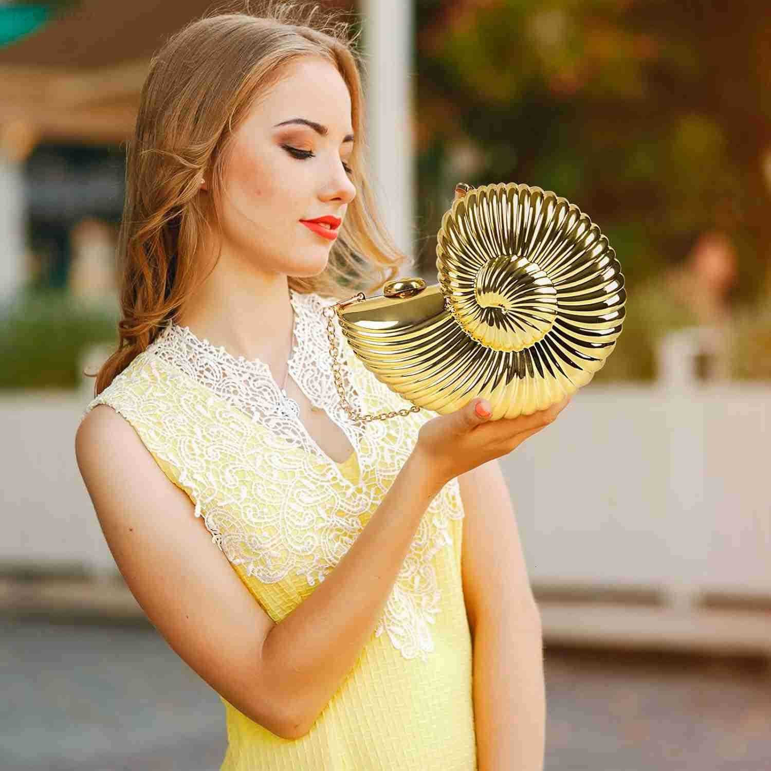 ConchShell Shoulder Handbag Novelty Chain Strap Purse Acrylic Fashion Crossbody Evening Bag Clutch for Women GirlW250908