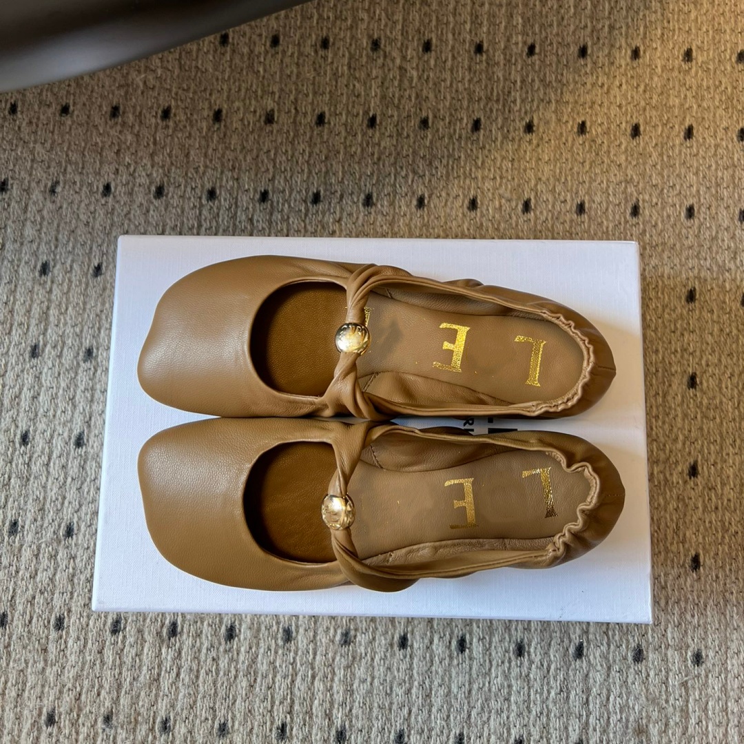 2025 Designer lady ballet shoes High-quality leather classic flat shoes Elegant and comfortable soft-soled Mary Jane women's shoes Formal shoes