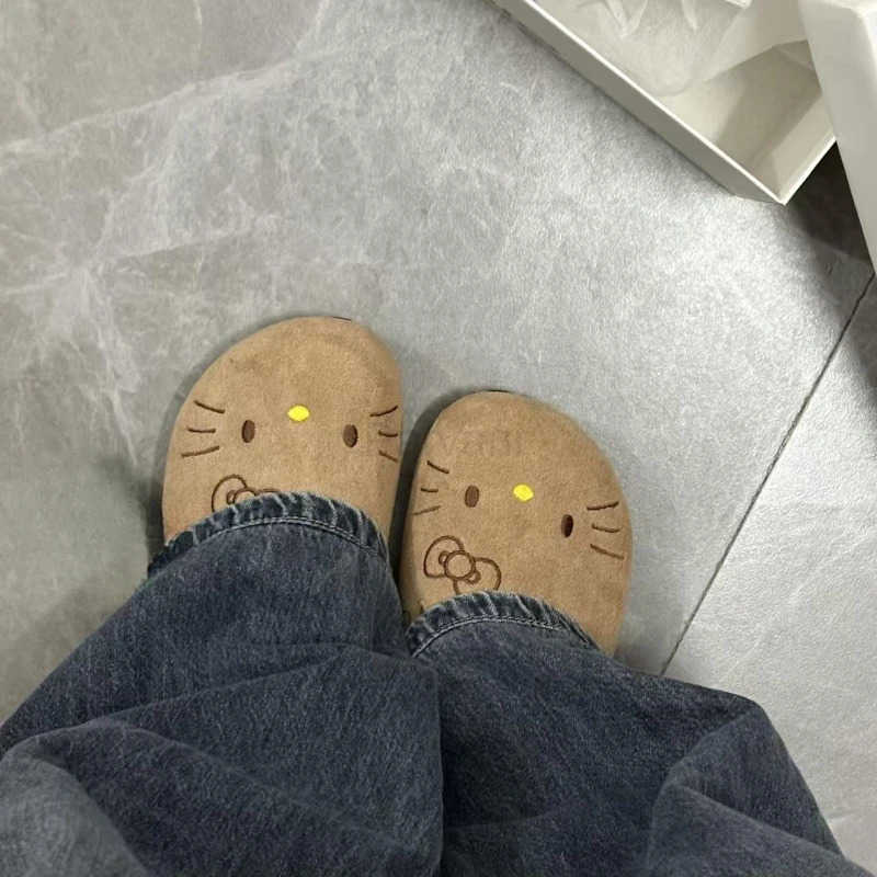 Sanrio Sanrio Hello Kitty Cute Anime Slippers Summer Female Thick Sole Flat Shoes Sweet Outdoor Anti Slip Slippers Girl Gift L250909