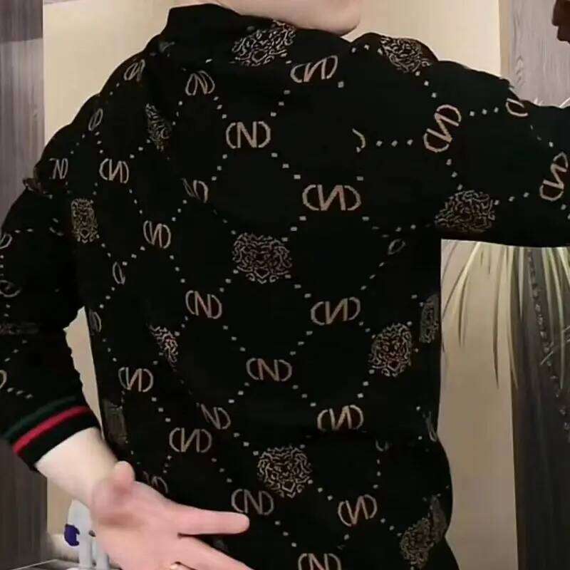 Men's Handsome Autumn/Winter Base Shirt High End Long Sleeved T-Shirt Trendy Casual Versatile Hoodie