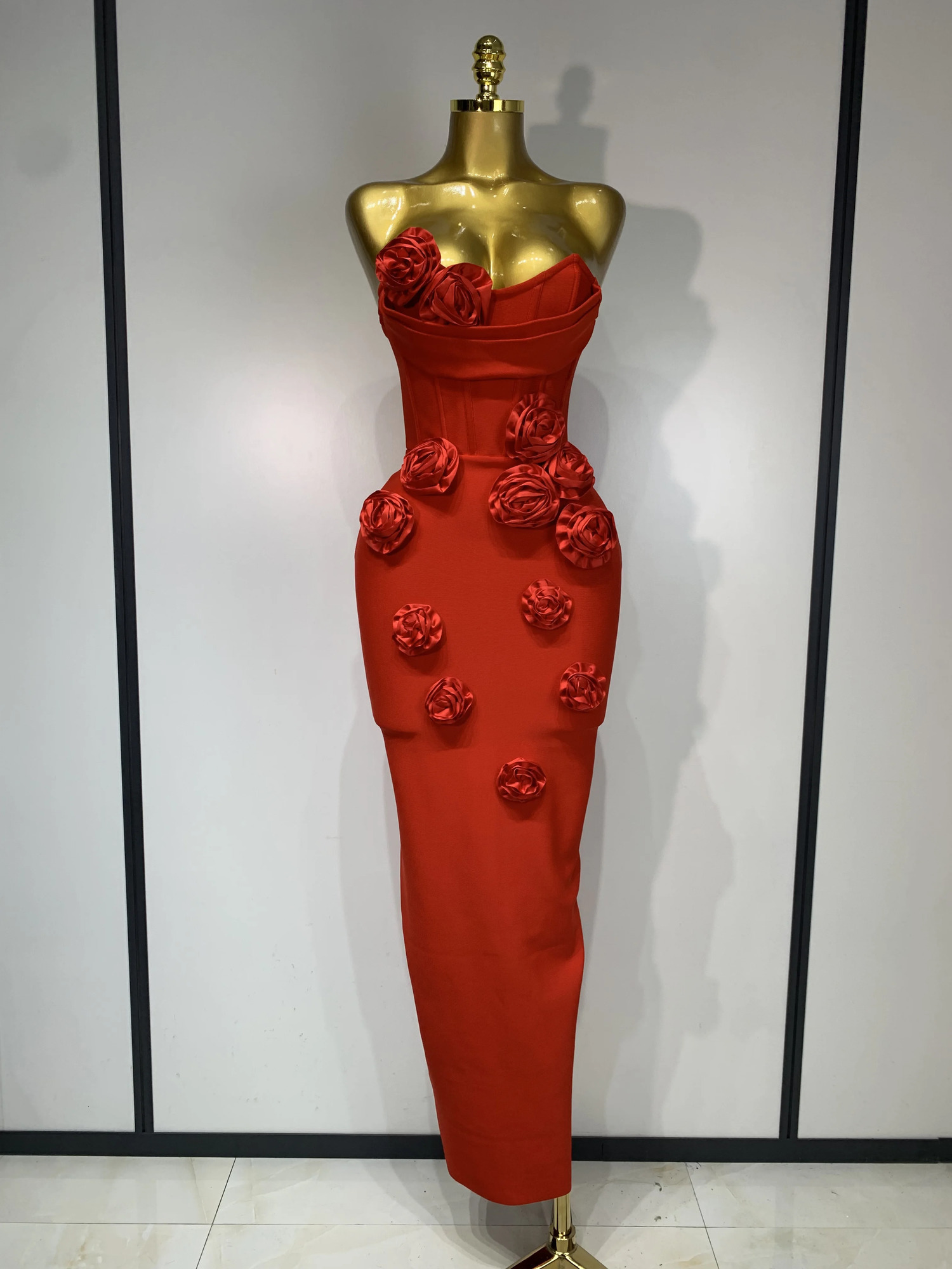 est Women Sexy Strapless Backless Red Flower Midi Bandage Dress Celebirty Elegant Evening Club Party Birthday Dresses 250907