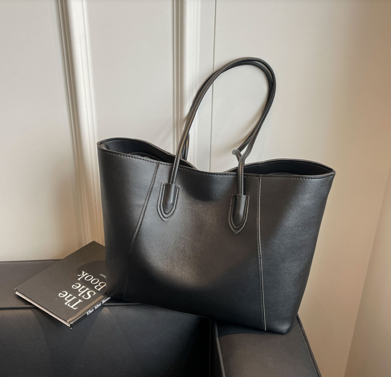 Designer Bag Luxury Bag High-Quality Designer's 2025 New Large-Capacity Shoulder Bag Commuter Autumn Style Versatile Shoulder Simple