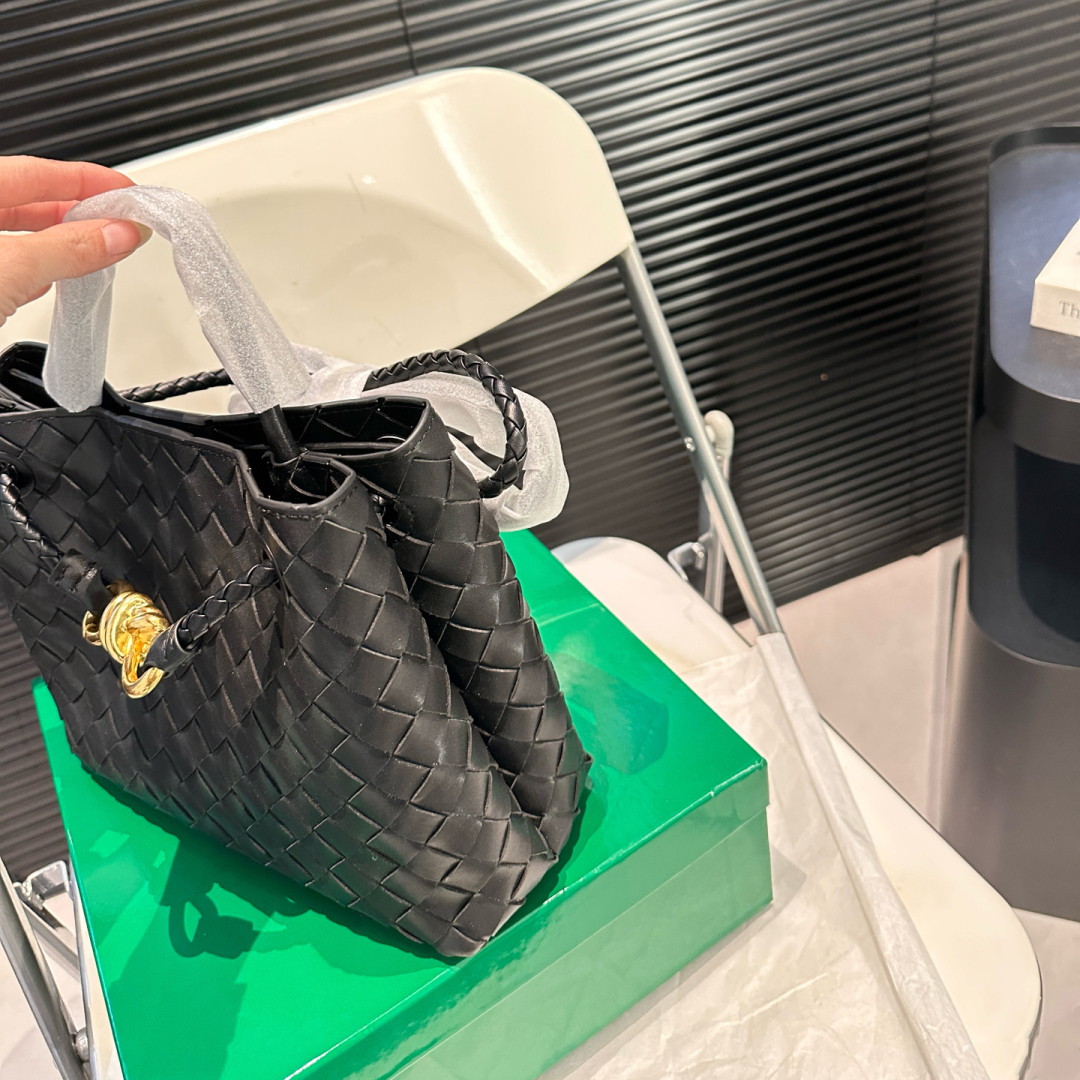 Designer Bag Luxury Bag Shoulder Bag Crossbody Purse New Women's Bag Multifunctional Shoulder Crossbody Mini Shoulder Bag Texture Underarm Handba