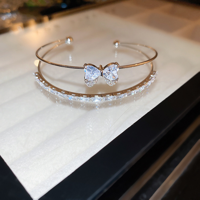 Gold-Tone Double-Layer Bangle With Crystal Butterfly & Paved Accents, Cute Elegant Style, Ideal For Elevating Lively Sweet Looks & Gifting