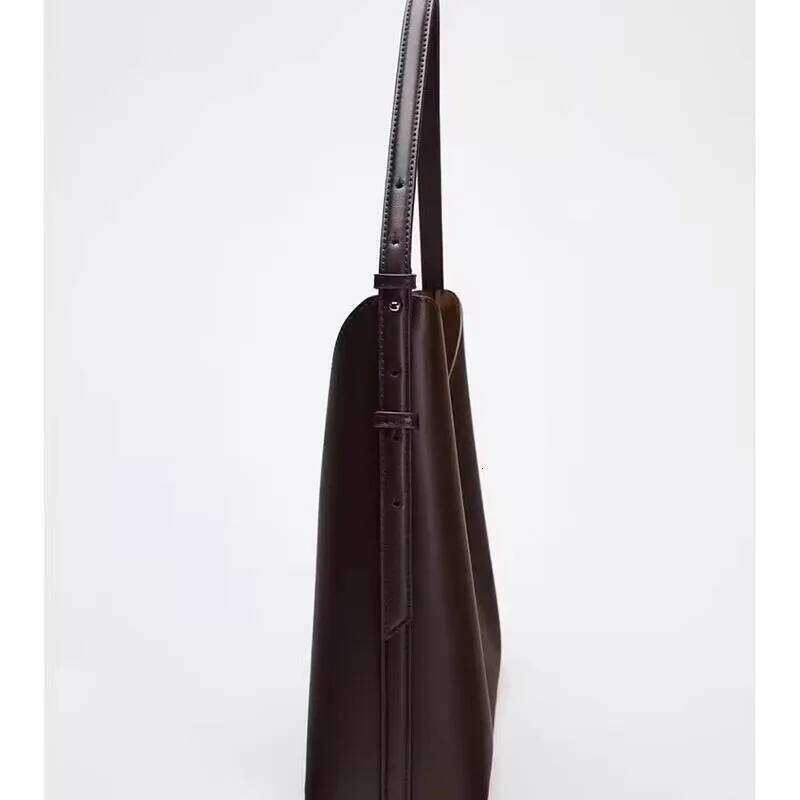 Fashion Women Shoulder Bags Designer Large Capacity Buckets Pu Leather Handbags Coffee Underarm Bag