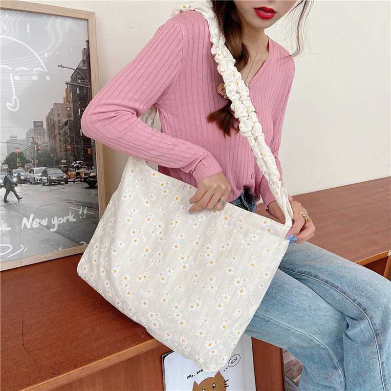 Daisy Print Women Canvas Shoulder Bag 3D Flower Coth Handbag Casual Tote Student Literary Books Purse Girls Eco Shopping Bags R250908