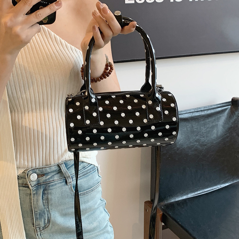 Free shipping designer bags for womens Shoulder bags black white New High end fashion versatile large capacity shoulder bag