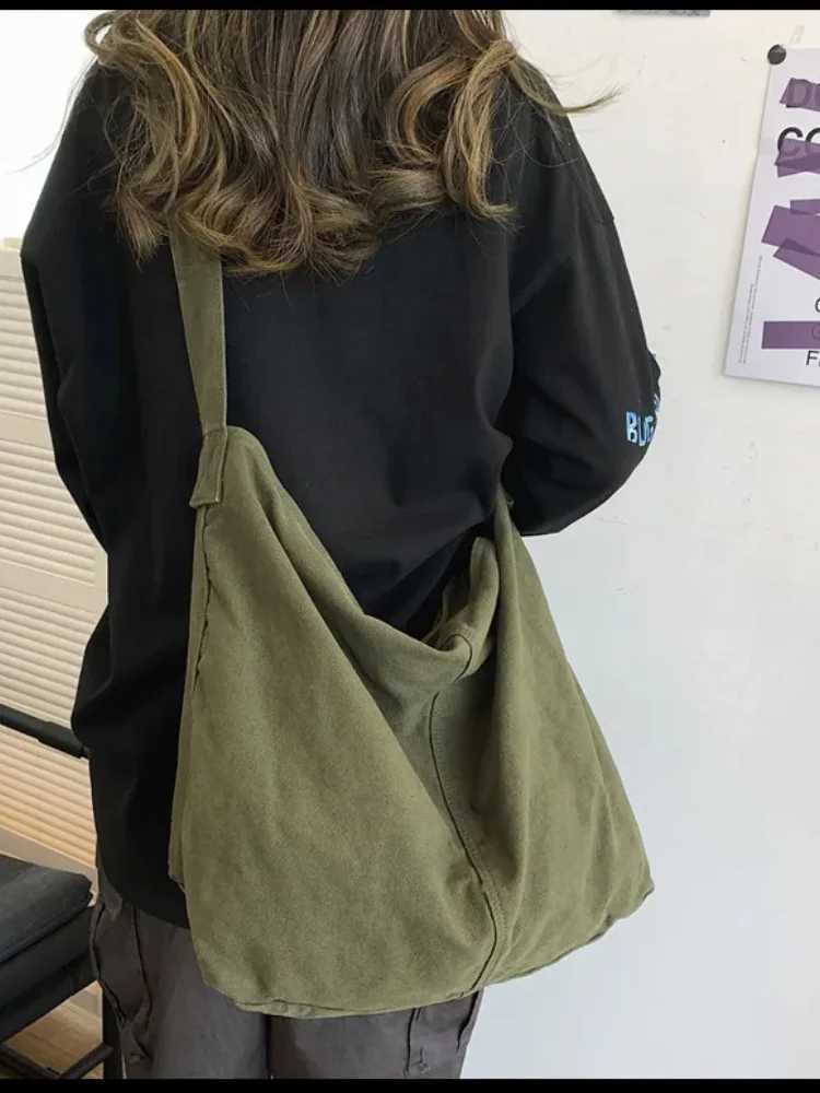 Womens Shoulder Bag Large Canvas Crossbody Bags for Women 2023 Cotton Cloth Fashion Korean Female Students School Bag Handbags R250908