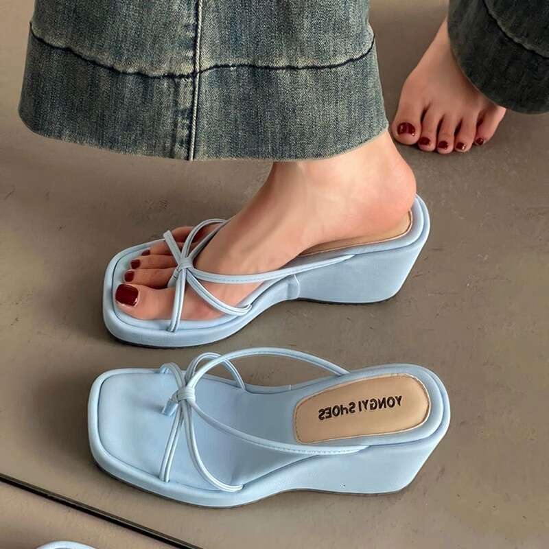 Summer Fashion Heel Flip-Flops French Style Toe Post Women's Shoes Outdoor Thin Strap Shoe Designer Vacation Evening Wedge Sandals