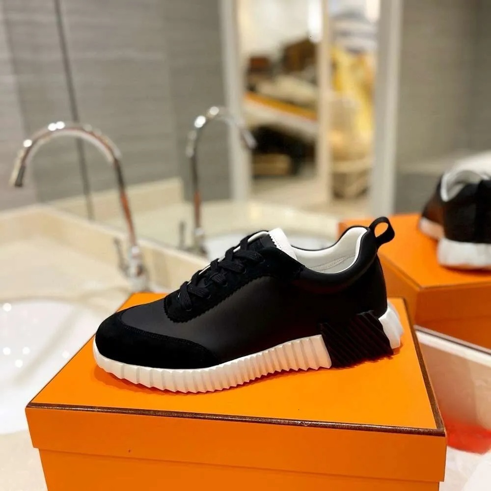 Bouncing Sneakers Designer Sport Shoes Suede Casual Trainers Breathable Mesh Shoe Men Bounce Women Sneaker Non-Slip Rubber Sole Flat Trainer