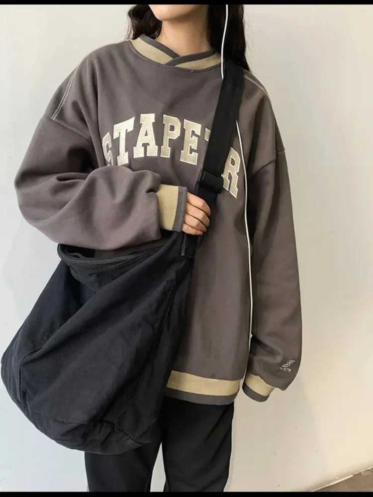 Womens Shoulder Bag Large Canvas Crossbody Bags for Women 2023 Cotton Cloth Fashion Korean Female Students School Bag Handbags R250908