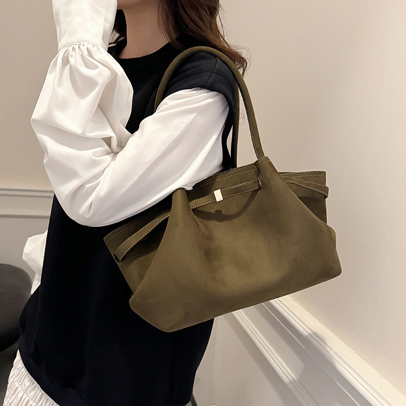 Hot Free shipping designer bags for womens Shoulder bags beige brown green black Autumn and Winter Simple Commuter Handheld Shoulder Bag