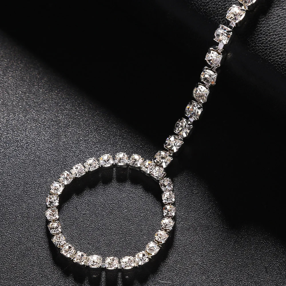 Simple Beach Rhinestone Barefoot Anklet Link to Toe Girly for Women Girls Party Crystal Fashion Foot Chain Accessories 250908