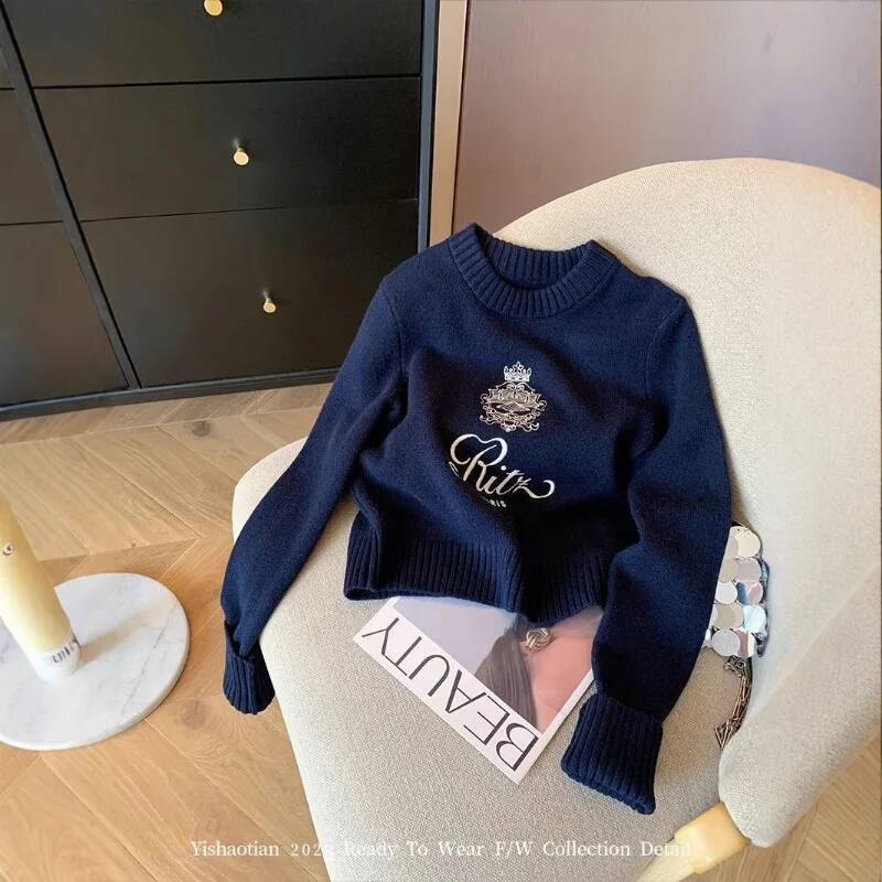 2025 high-end temperament round neck pullover for women's S knitted sweater design, waistband, new lazy design and soft style, new autumn and win