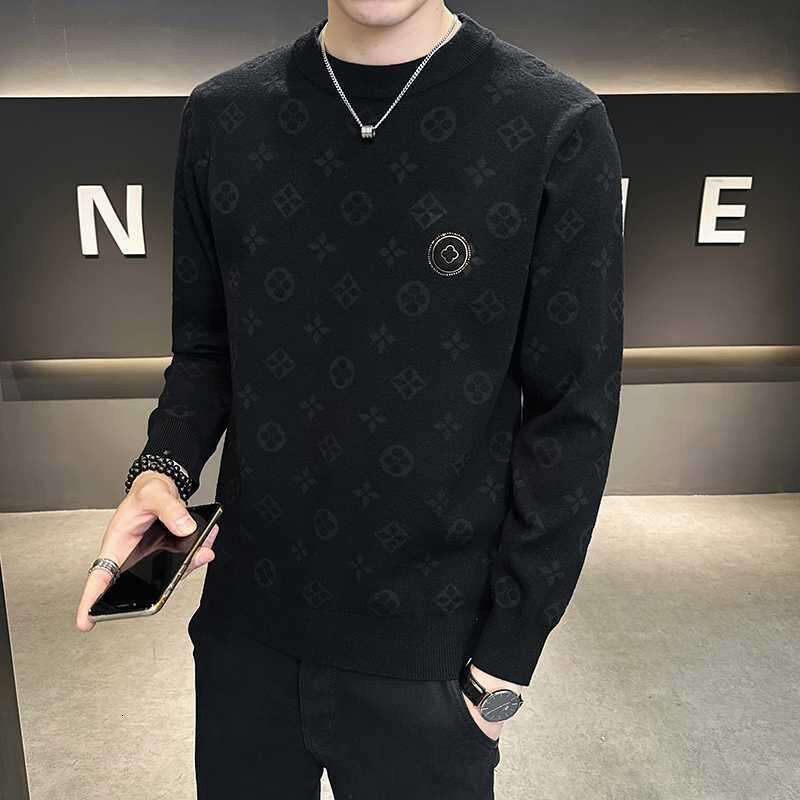 Design sense trendy warm crew neck sweater handsome versatile Korean version T-shirt slim and thin trendy men's clothing