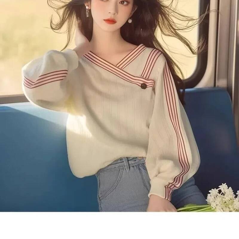 2025 Fashion Spring and Autumn New Women's V-neck Striped Patch Button Casual Lazy Style Long sleeved Hoodie Autumn design and Winter New Designe