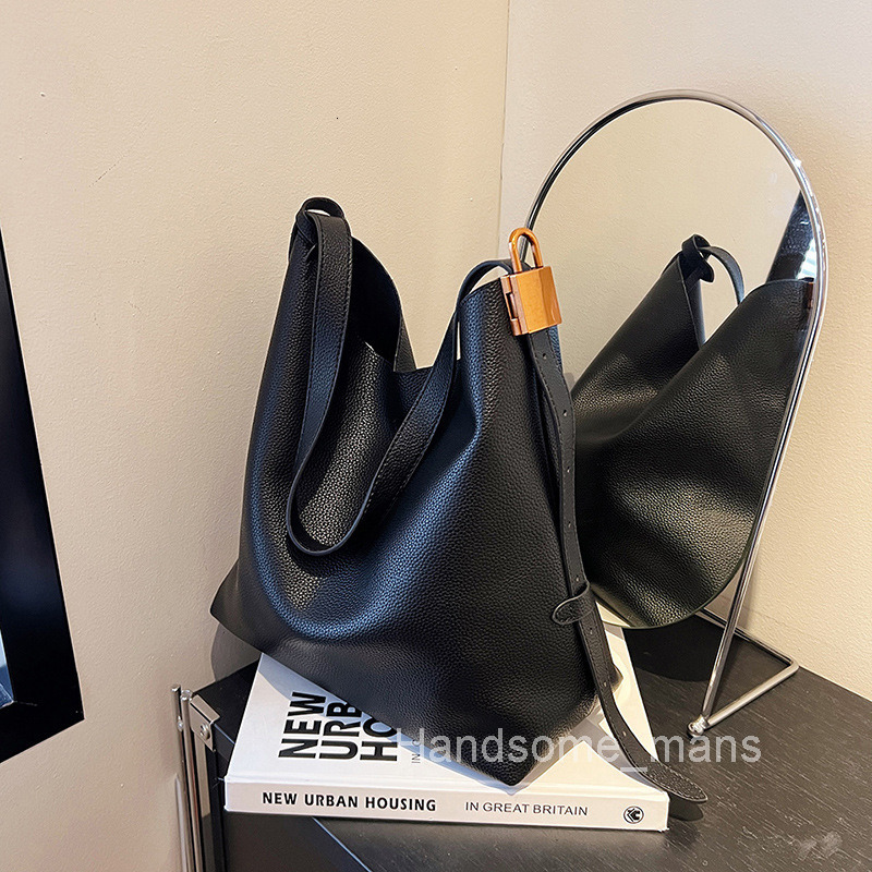 Lazy Large Bag for Women New Fashion Simple Shoulder Bag for Work Commute Soft Leather Bucket Bag Large Capacity