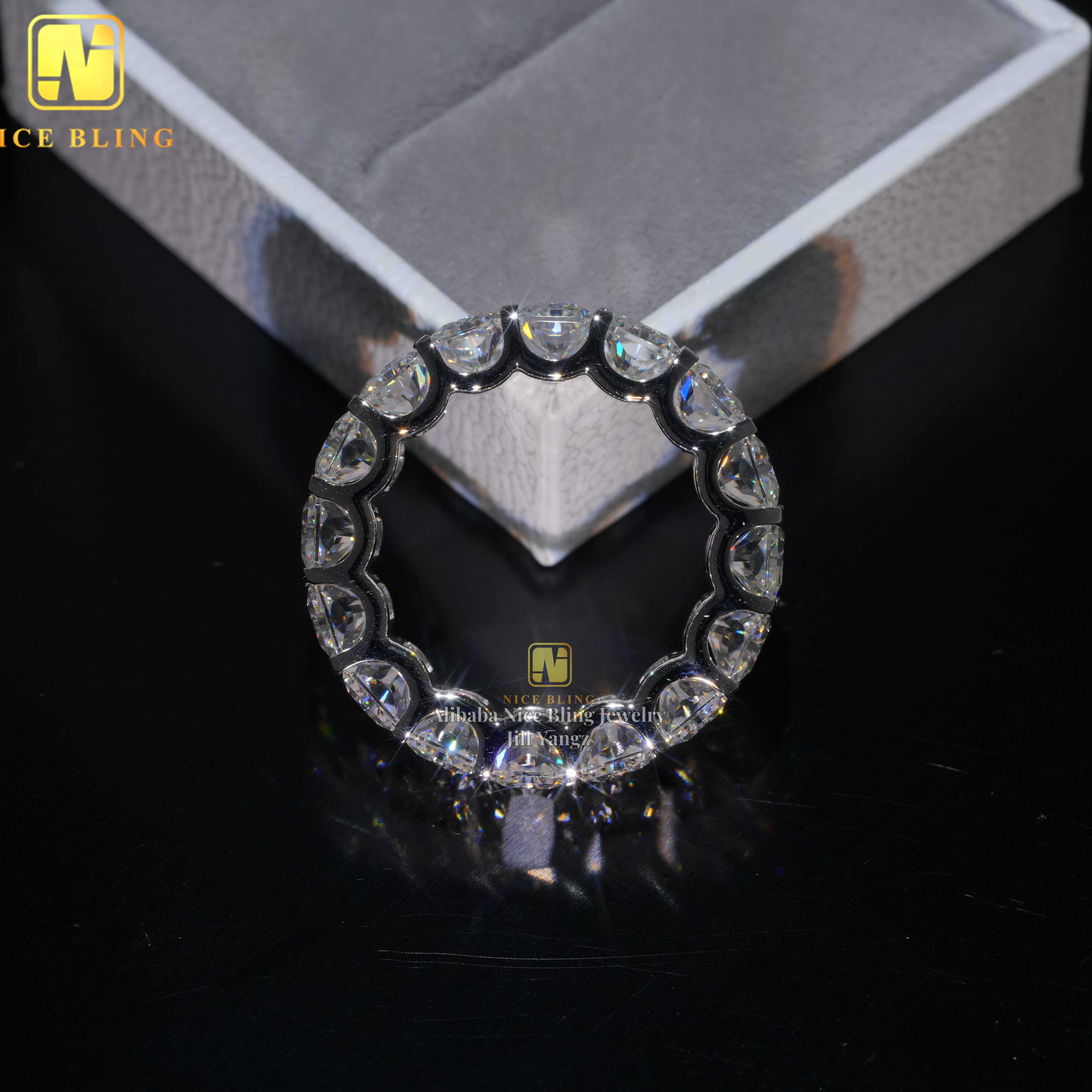 Radiant Cut Emerald Infinity Ring Band Ring Collection Real Gold Plated Jewelry Moissanite 925 Rings Unisex Hip Hop Fine Jewelry