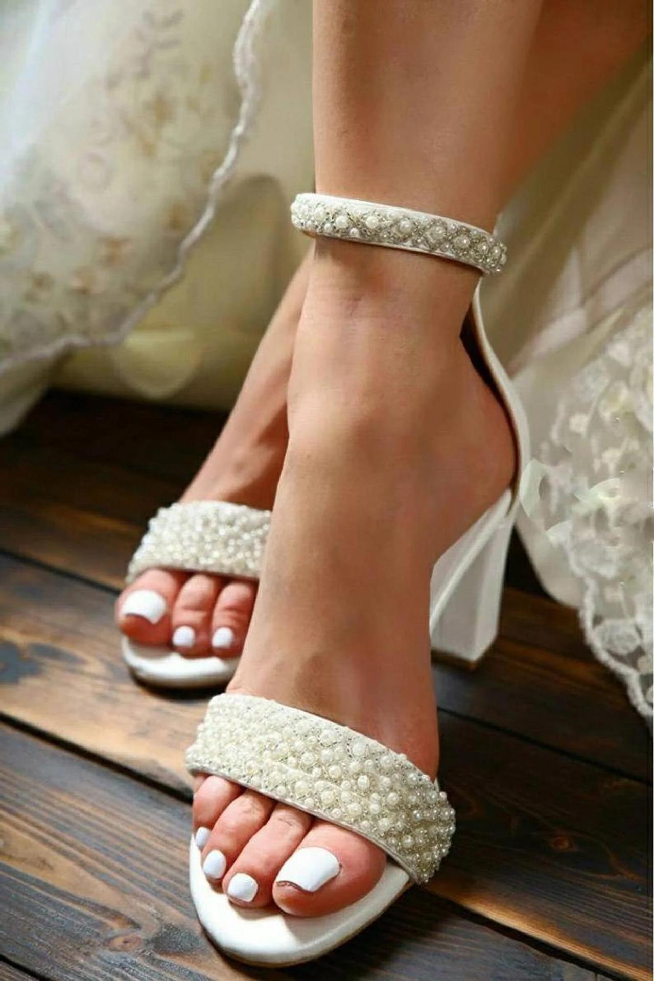 Ivory Pearls Beaded Wedding Bridal With Strap Open Toe Ladies Fashion Chunky Heel Bride Women Shoes Sandals Lg0205 Youmaidress